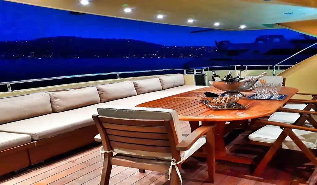MEGA VIP YACHT CHENGELKEY
